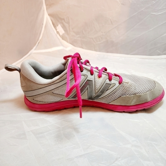 New Balance Minimus Barefoot Gray Pink Run Shoes Women's Size 9.5 Suede Mesh EUC - Picture 5 of 13
